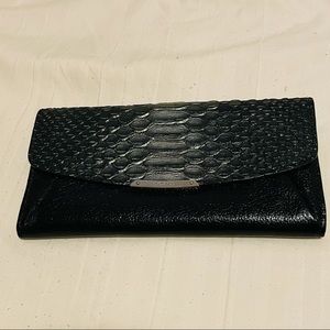 COACH Snakeskin Pattern Wallet